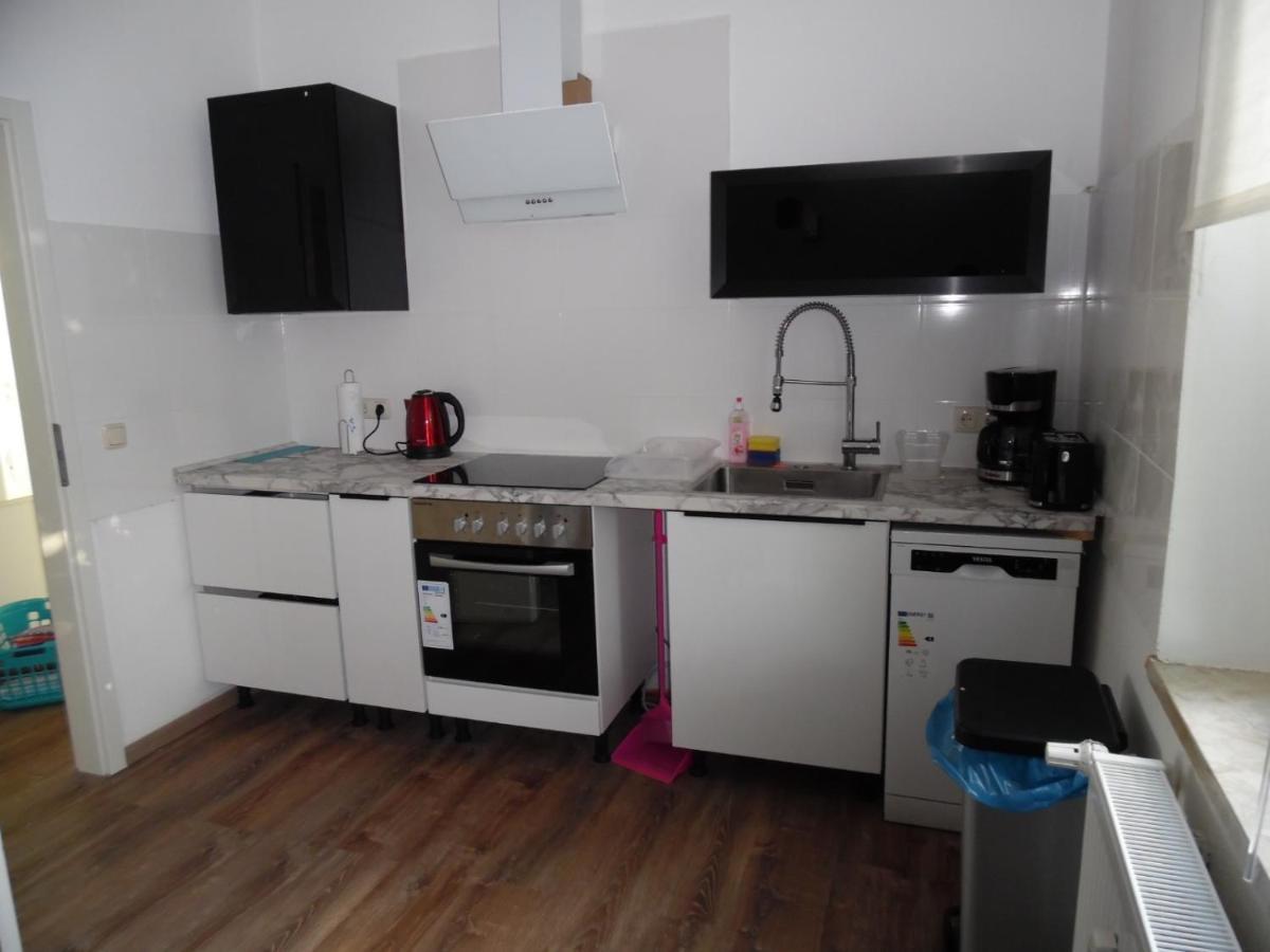 Gaestewohnung Mit Kueche Magdeburg An Der Elbe Buitenkant foto