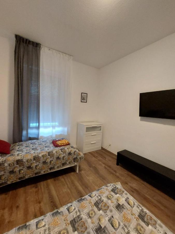 Gaestewohnung Mit Kueche Magdeburg An Der Elbe Buitenkant foto